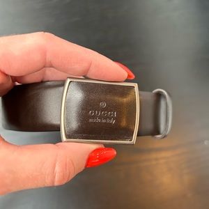 Gucci classic leather dark brown belt men